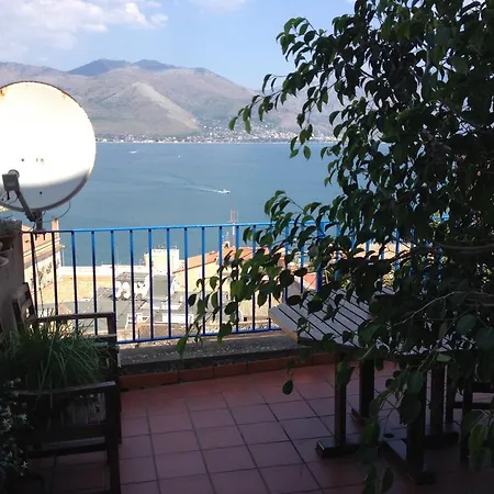 Castello Aragonese Panzió *