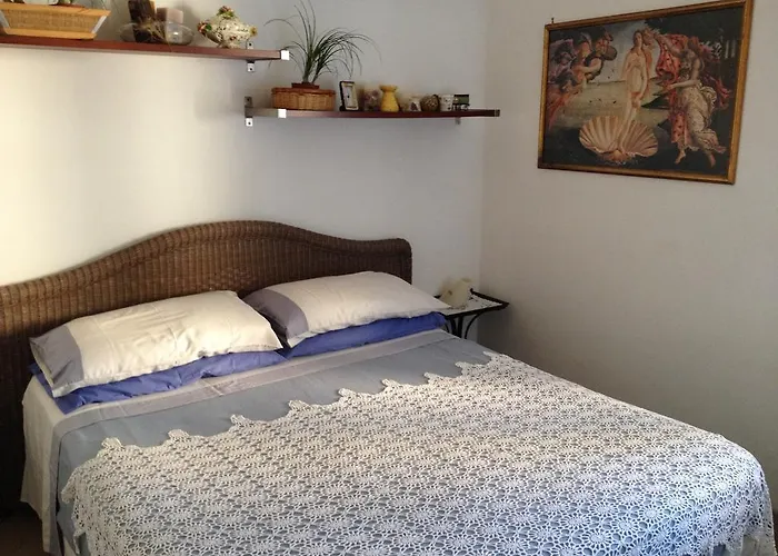 Castello Aragonese *