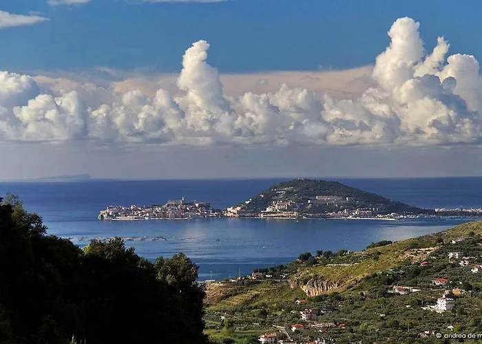 Castello Aragonese *