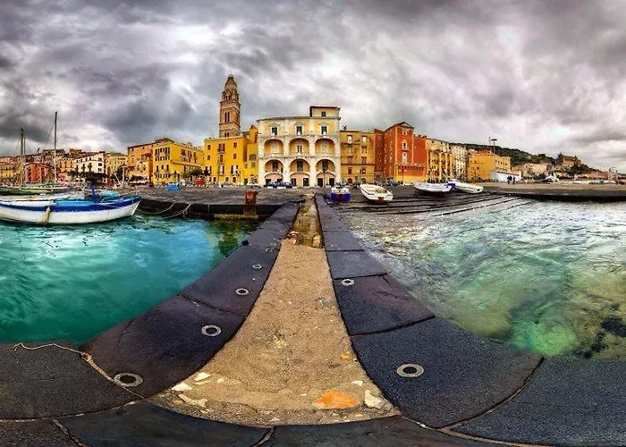 Castello Aragonese Bed and Breakfast *